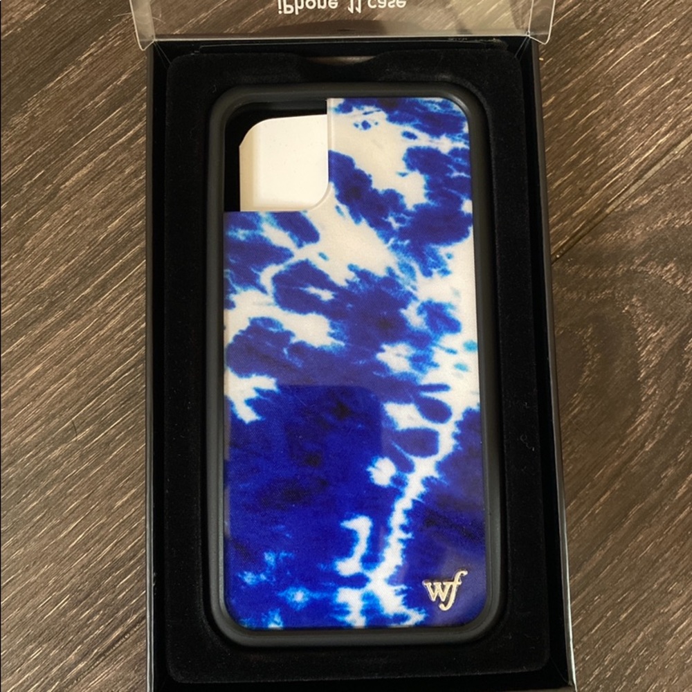Blue Tie Dye iphone 11 case